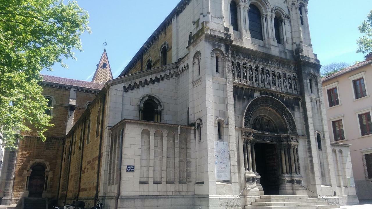 T3 55m2&Garage, proche Saône, et 5 min Vieux Lyon via Metro D Lião Exterior foto